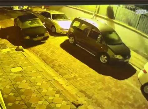 İ­s­t­a­n­b­u­l­­d­a­ ­ş­ü­p­h­e­l­i­ ­a­r­a­ç­ ­-­ ­S­o­n­ ­D­a­k­i­k­a­ ­H­a­b­e­r­l­e­r­